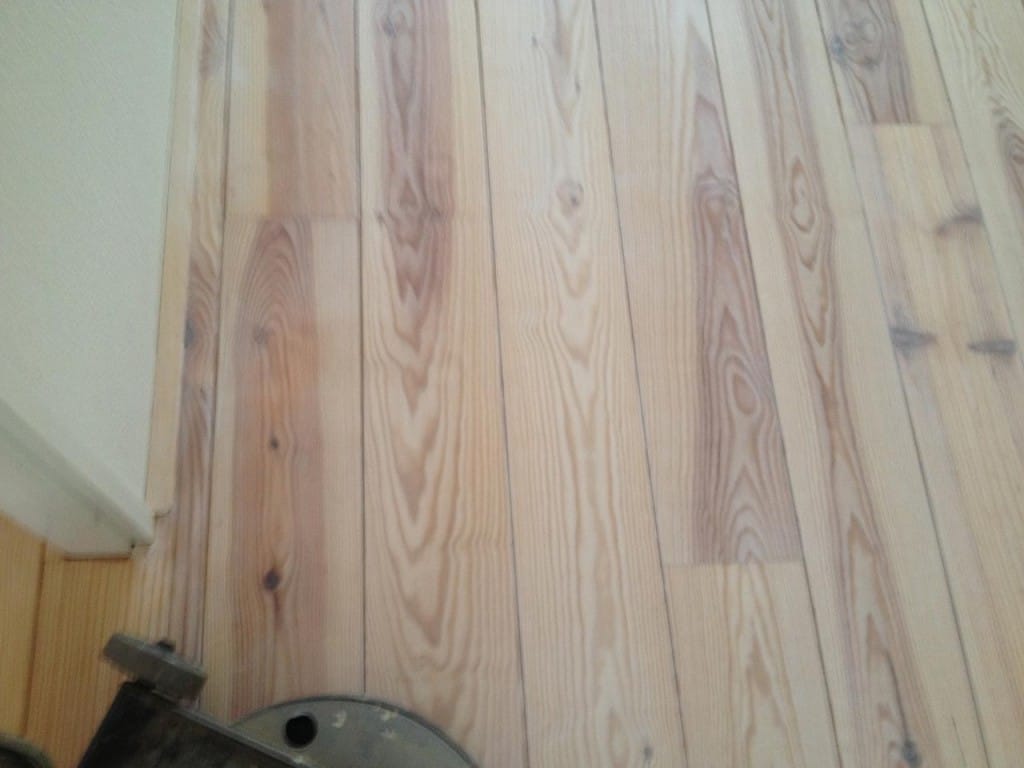 grenen na renovatie extra white